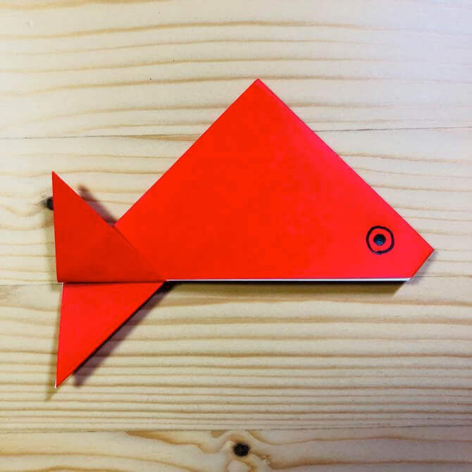 簡単折り紙 金魚 の折り方 How To Fold Origami Goldfish