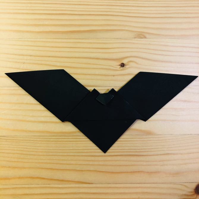 簡単折り紙 コウモリ の折り方 How To Fold Origami Bat