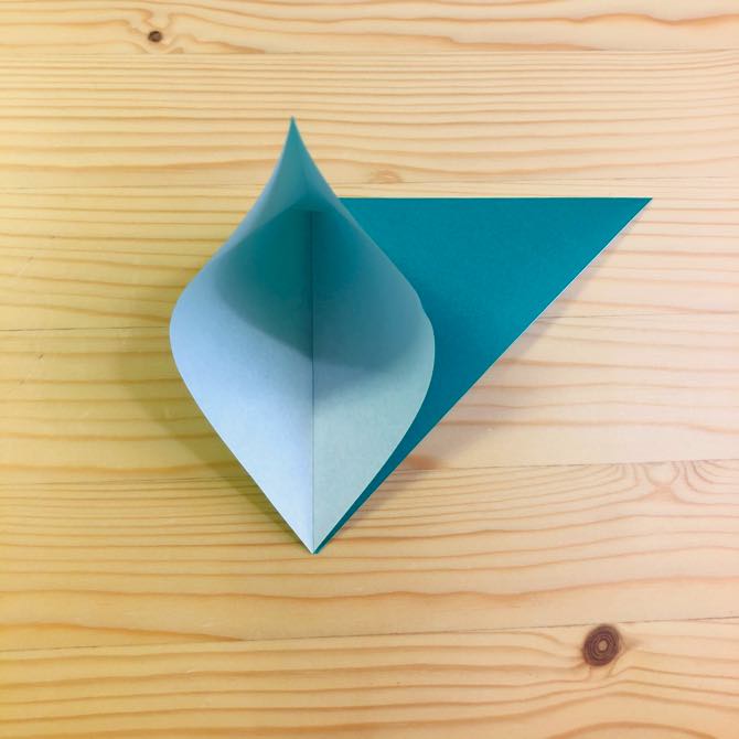 簡単折り紙 ピーマン の折り方 How To Fold Origami Green Pepper