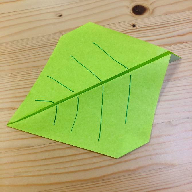 簡単折り紙 葉っぱ2 の折り方 How To Fold Origami Leaf2