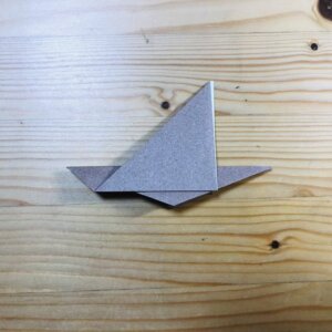 かんたん折り紙『たか』の折り方|How to fold origami “Hawk”